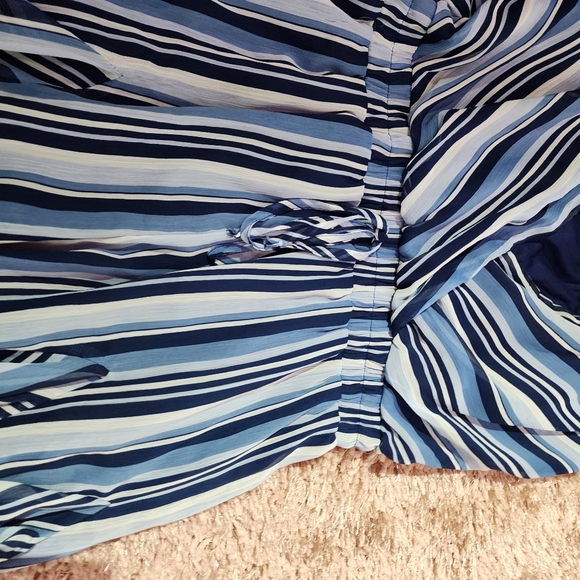 Trixxi blue stripe sleeveless romper size xl - Picture 3 of 5
